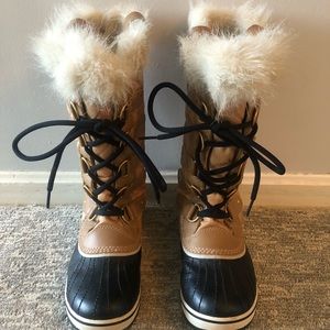 Sorel black leather and shearling Joan of Arc tall boots size 7.5